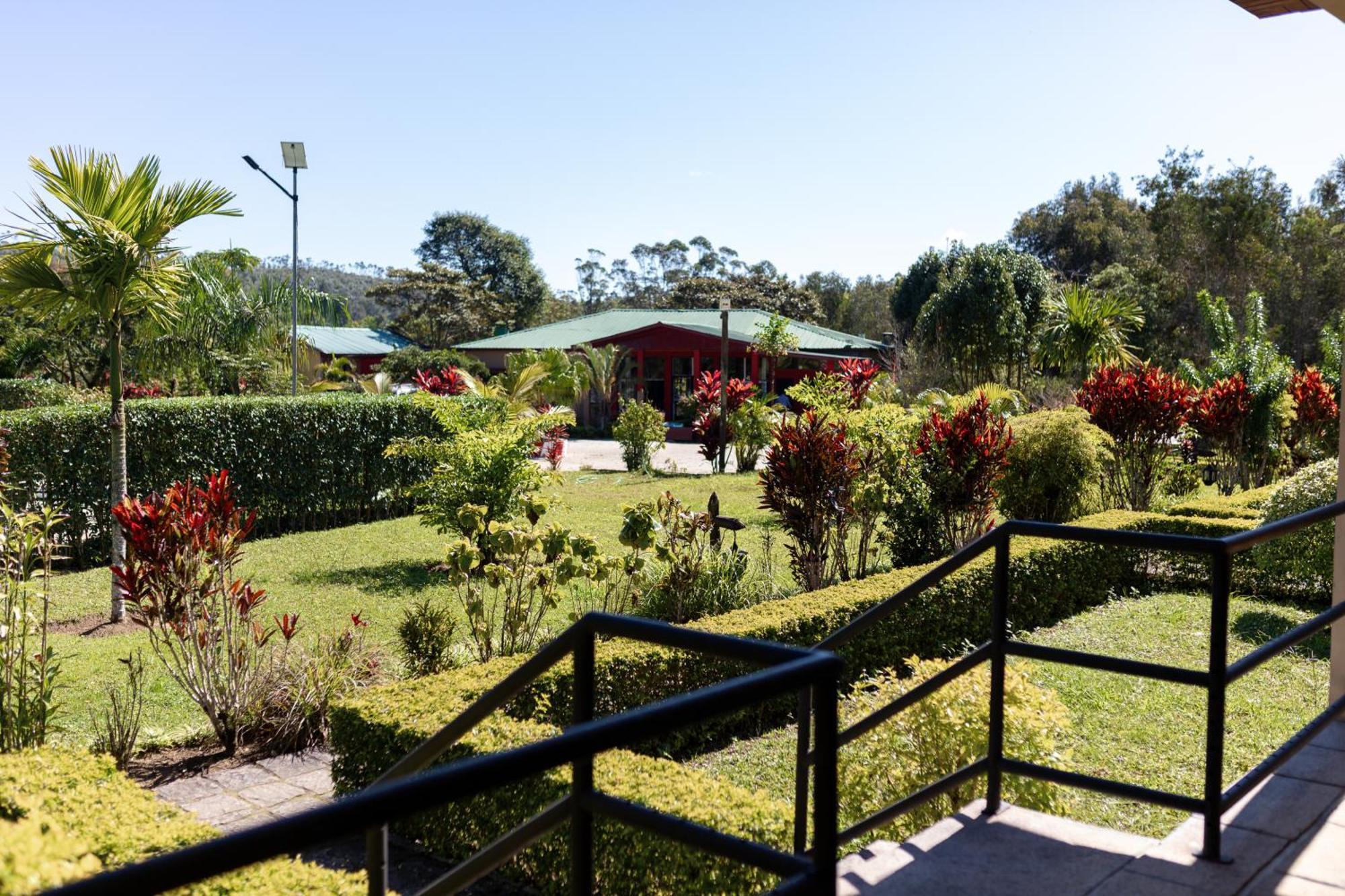 Andasibe Lemurs Lodge Bagian luar foto